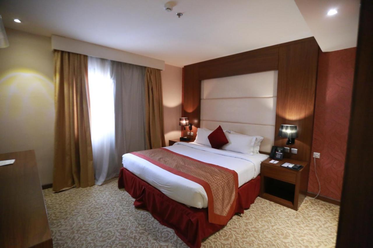 Obaer Hotel Riyadh Exteriör bild