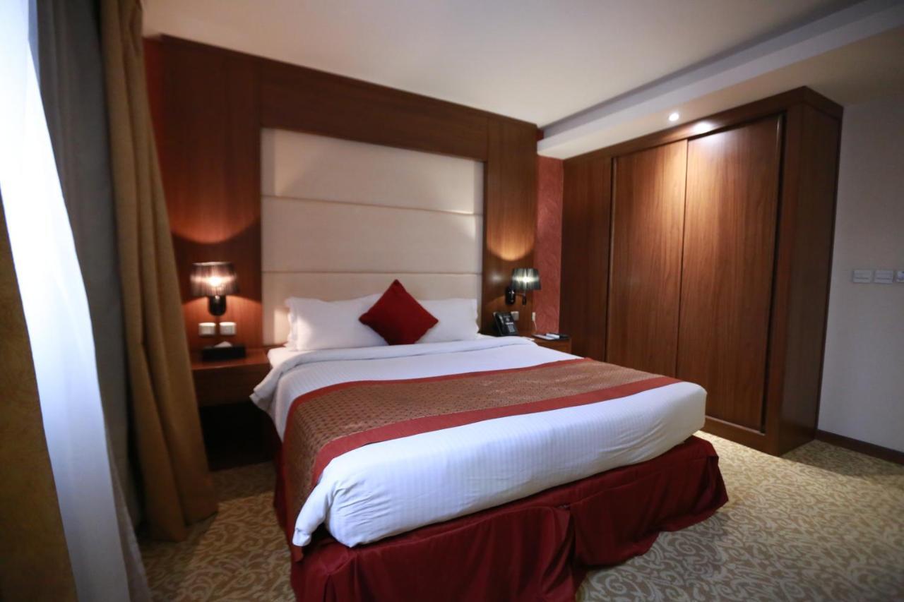 Obaer Hotel Riyadh Exteriör bild